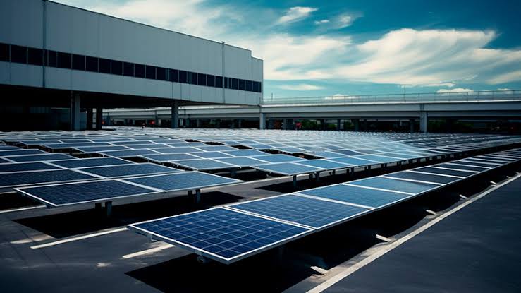 Sistema solar industrial Helios a la medida